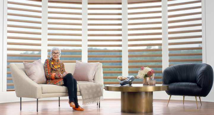 Iris Apfel: Icono de Estilo y Musa HunterDouglas®